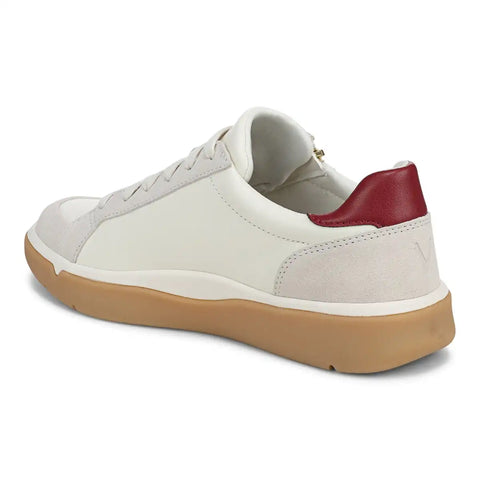 City Walk AXS Sneaker