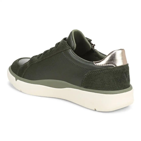 City Walk AXS Sneaker