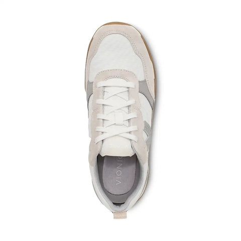 Walk Slim Glide Sneaker