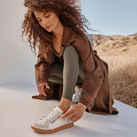 City Walk AXS Sneaker
