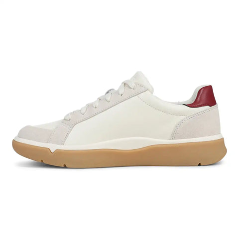 City Walk AXS Sneaker