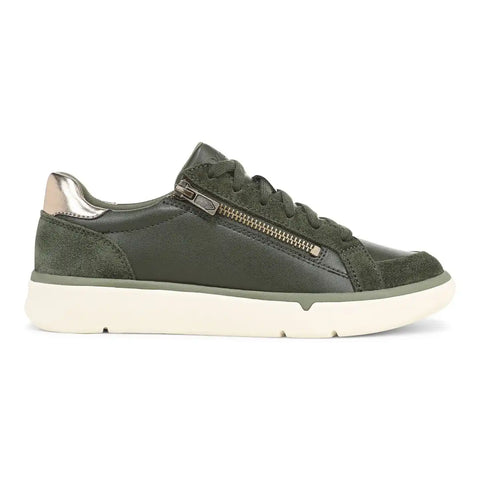 City Walk AXS Sneaker