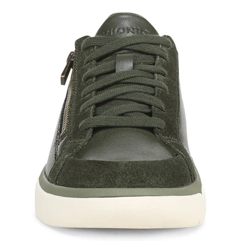 City Walk AXS Sneaker