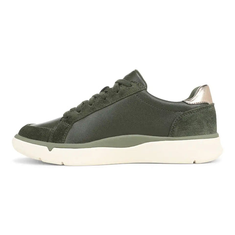 City Walk AXS Sneaker